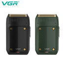 O VGR V-353 é um barbeador profissional compacto e versátil, ideal para homens que buscam praticidade sem abrir mão da qualidade. Com design portátil e recarregável